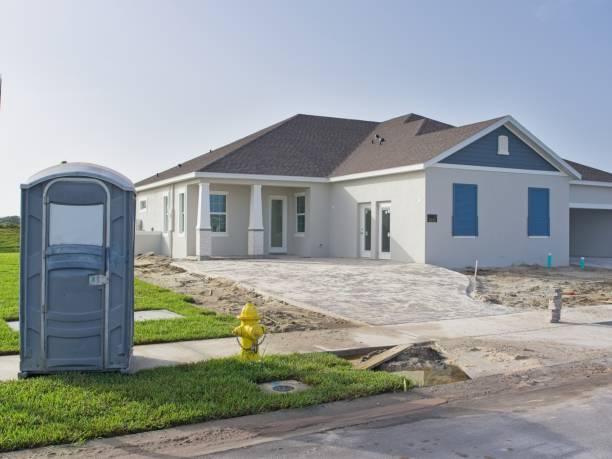 Best Portable restroom trailer rental  in Salt Creek Commons, IN